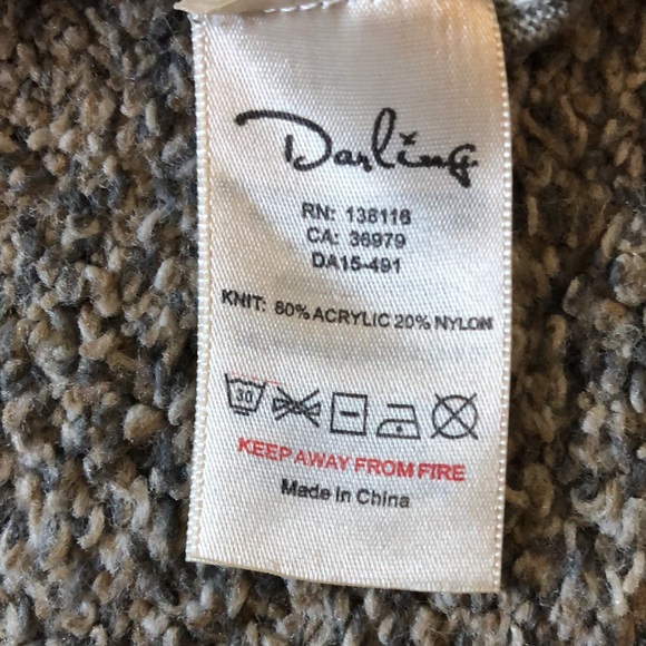 New** Darling sweater Medium - Picture 5 of 6